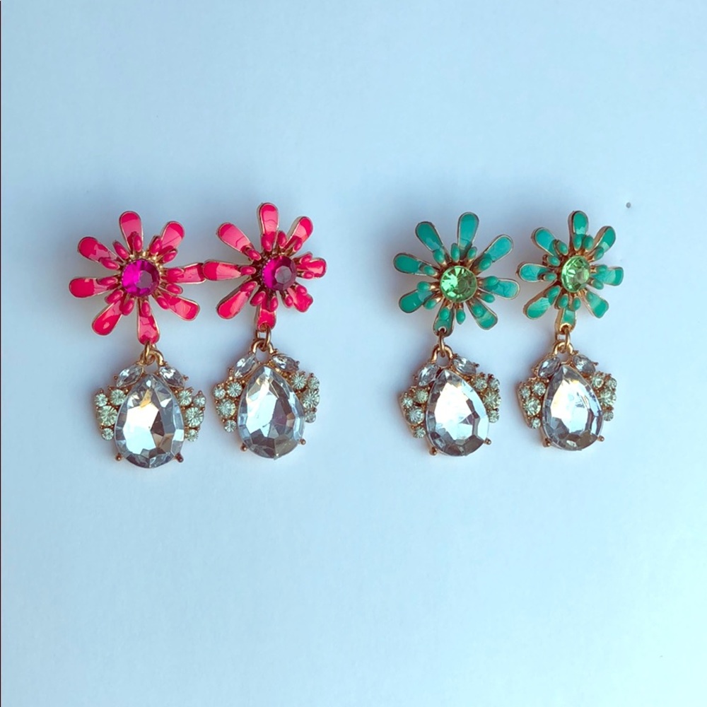 NWOT flower stud dangle drop earrings